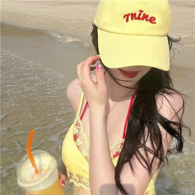 北极熊宝宝